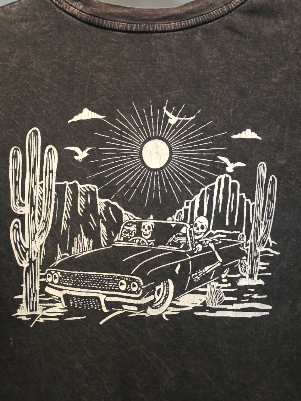 California Graphic Cropped Tee - Black - Picture 5 of 6